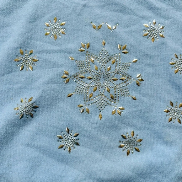 Jerzees Granny Snowflake Embellished Soft Cotton Sweatshirt Large - Picture 3 of 4